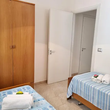 Nettuno Baia Апартаменти